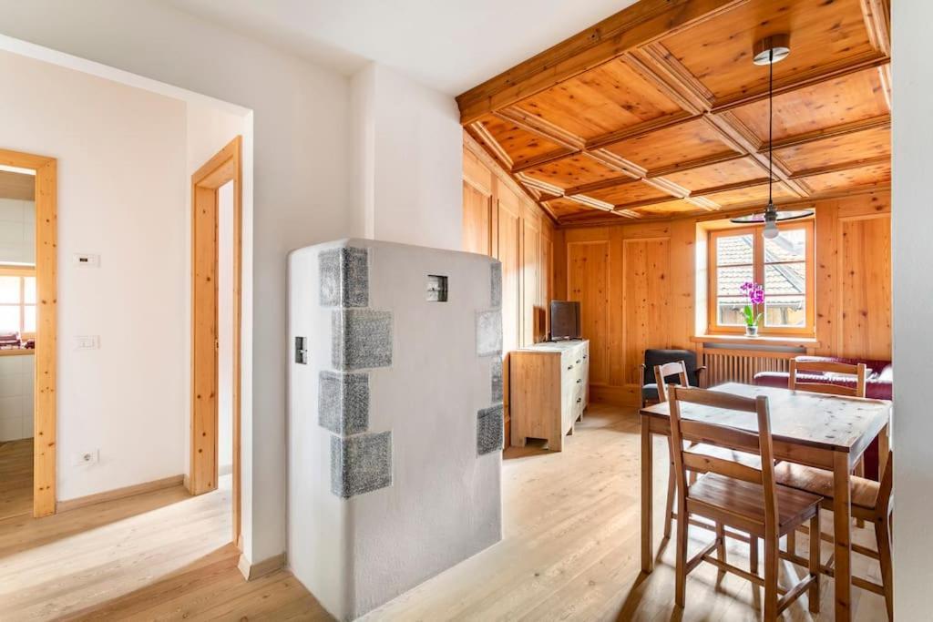 Appartamento Rustico Con Stube E Balcone Predazzo Exteriör bild