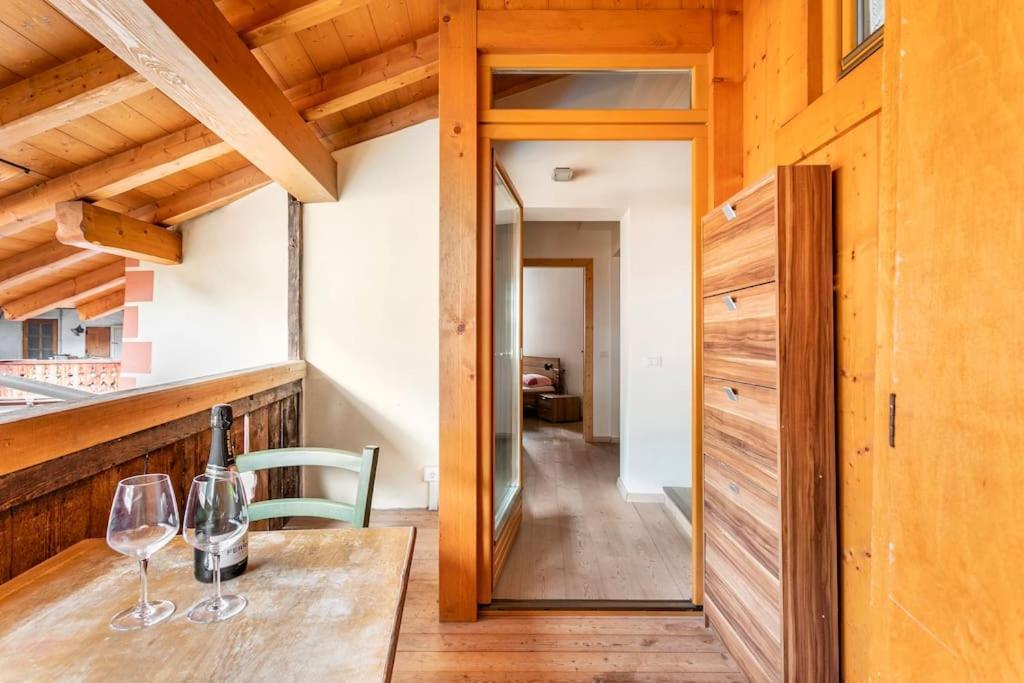 Appartamento Rustico Con Stube E Balcone Predazzo Exteriör bild